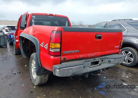 2004 GMC Sierra 2500Hd Sle z USA, uszkodzony, nr VIN 1GTHK29U04E336948